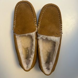 Koolaburra (by UGG) Slippers (New without tags)
